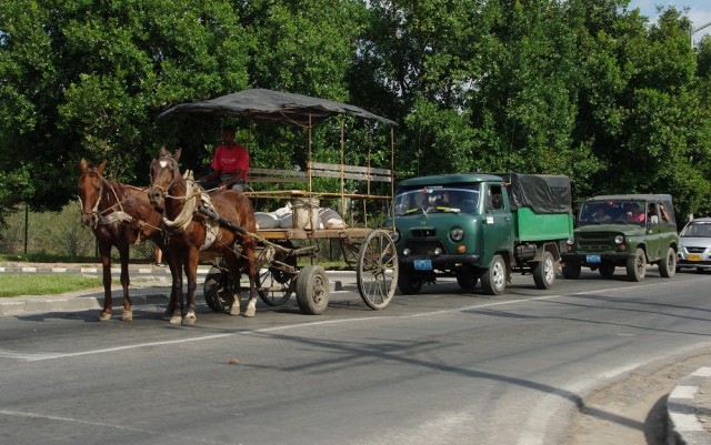 Наши на Кубе (авто)