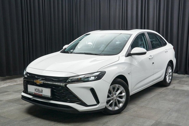 Дешевле Весты: В Россию привезли новый седан Chevrolet Monza за 1,5 млн. рублей