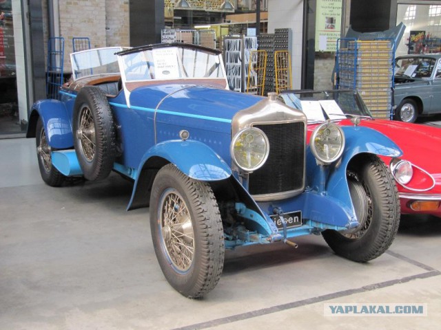 Игра на ЯПе: Угадай АВТО-9