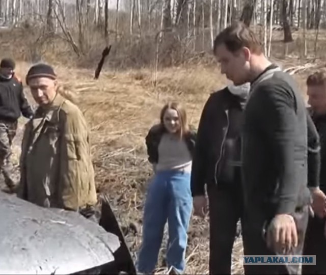 Мужик убивает туарег на покатушках