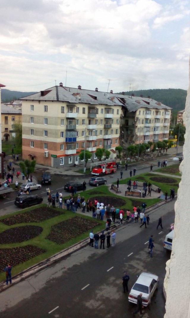 В Кузбассе обрушился многоквартирный жилой дом