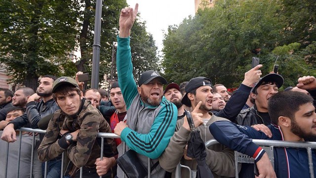 Что может обеспечить действительно мирный протест?