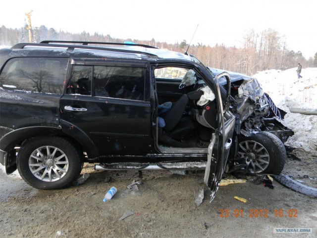 Праворульщик не заметил на встречке  200-й Крузер