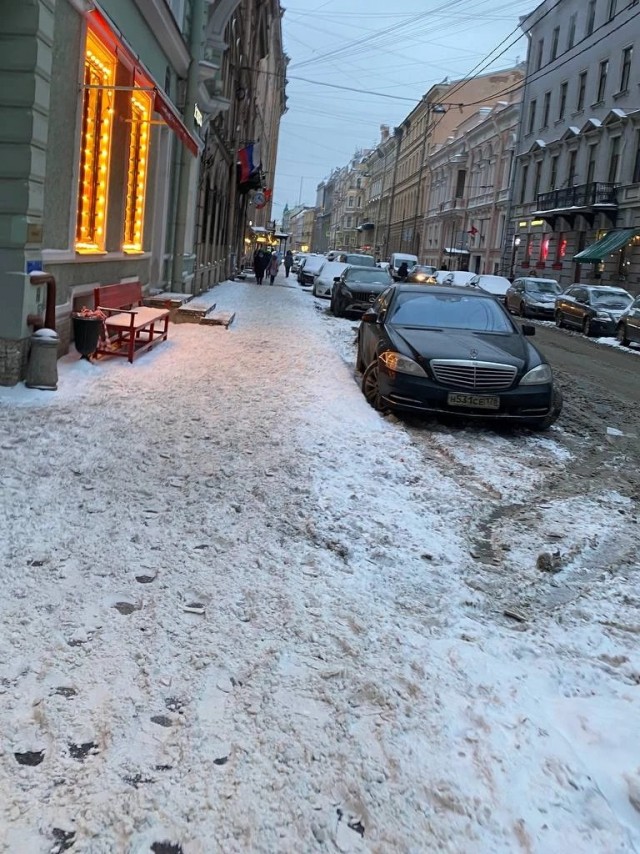Зима в Санкт-Петербург опять пришла внезапно