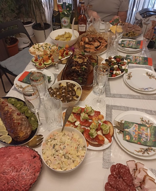 Какой стол, такой и стул!