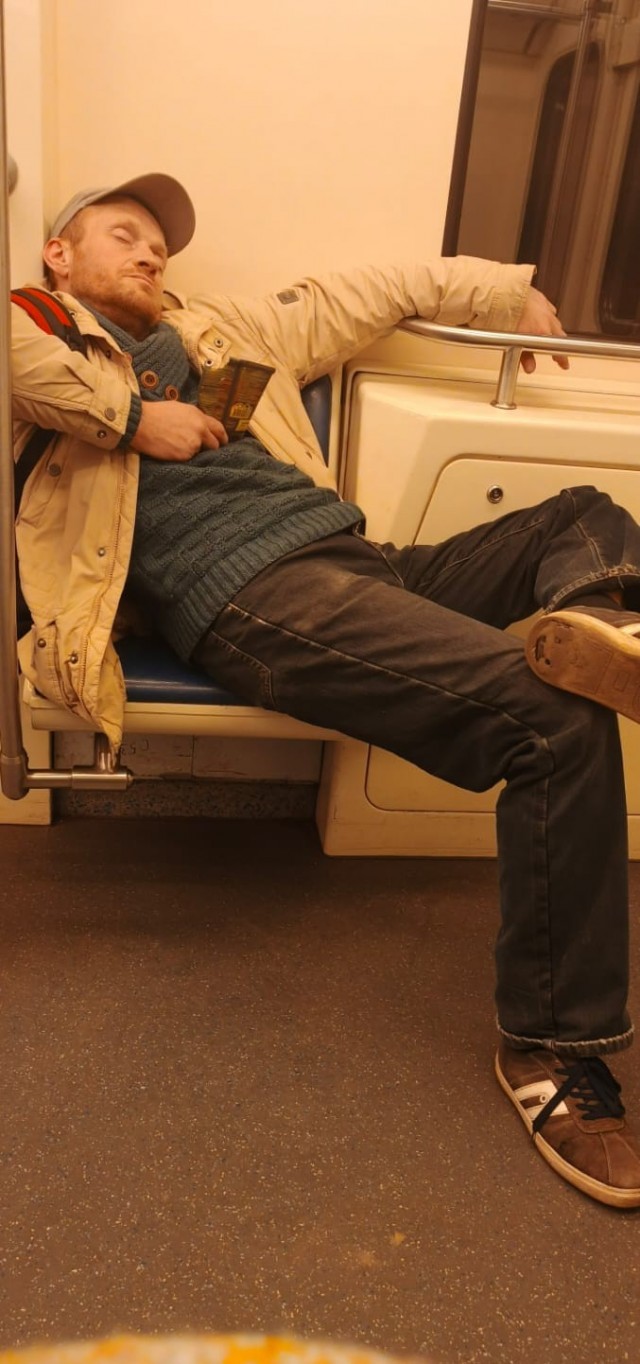 Кеды улыбаются!