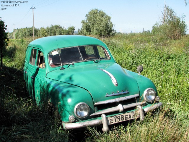 Киев и советский автотрафик 1962 года в фильме "Королева бензоколонки"