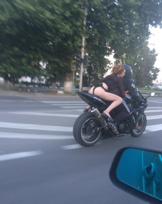 Забавные картинки с девушками