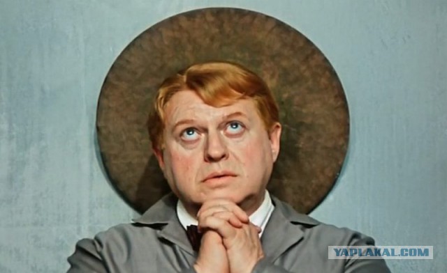 Директор школы воровал продукты у детей!