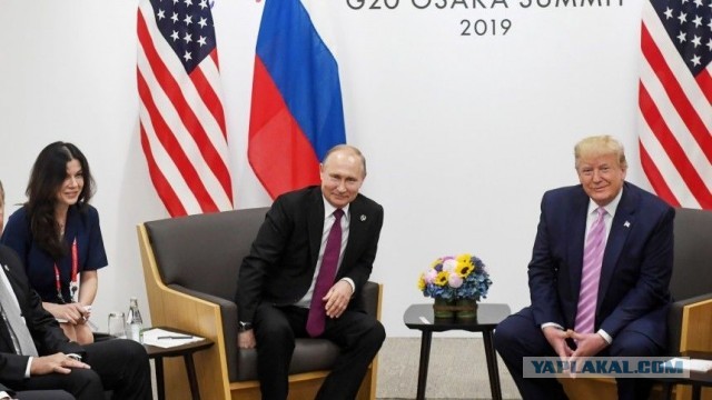В британских СМИ появились фото переводчицы Путина