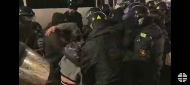 Видео послествий боев на Украине