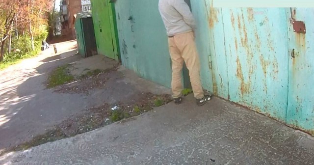 Как поступать с гаражными ссыкунами?