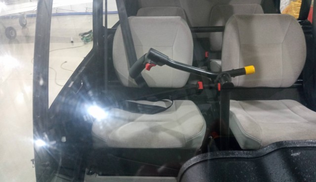 В продолжение по вертолёту Robinson R44