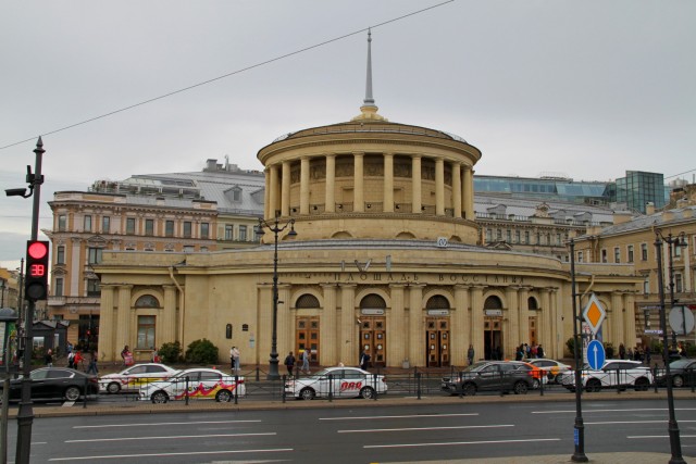 Санкт-Петербург. Прогулка по каналам и Неве