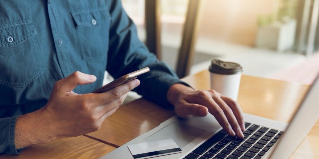 В Госдуме опровергли новость о возможном отключении России от мировой сети