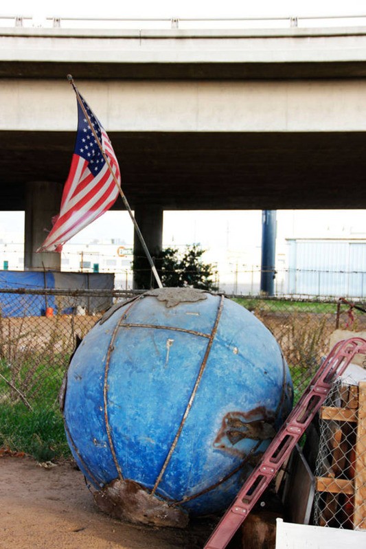 В Калифорнии обнаружен город бомжей