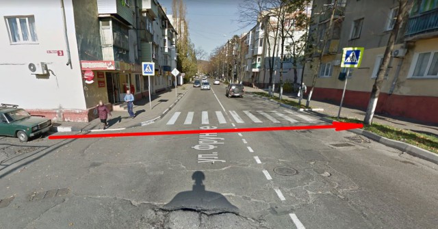 Лихач задавил жену на глазах у мужа