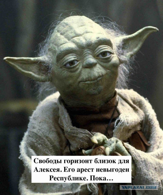 Суд над Навальным устроили прямо в отделе полиции. Адвоката уведомили об этом за несколько минут до заседания