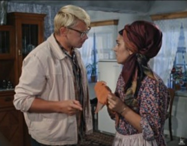 Очередной мотогонщик. Был