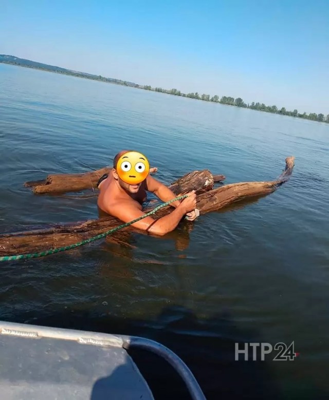 В Нижнекамске из реки выловили мужчину, который сбежал от жены на самодельном плоту
