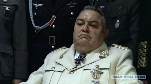 Персонажи и их реальные прототипы в фильме "Бункер" 2004 года.