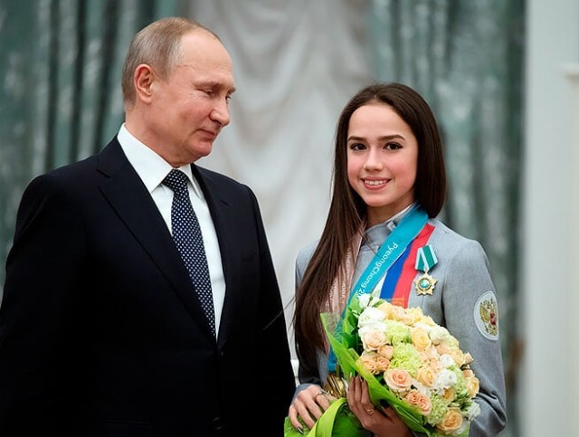 Алина Загитова нарушила ПДД 200 раз за год