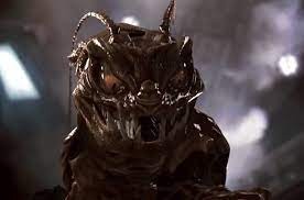 Если кто-то и управляет человечеством, то это не Рептилоиды, а Инсекты! (злобные букашки, таракашки).