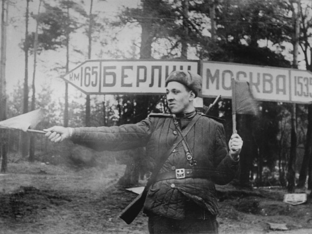 Фотографии второй мировой, многие цветные (фото)