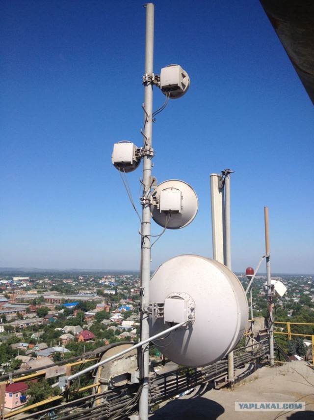 Как организована связь TELE2