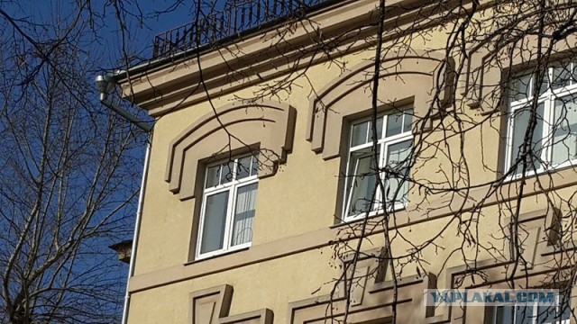 Как правильно утеплить свой дом и при этом облицевать его искусственным камнем