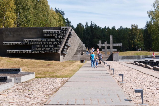 Мемориальный комплекс Хатынь