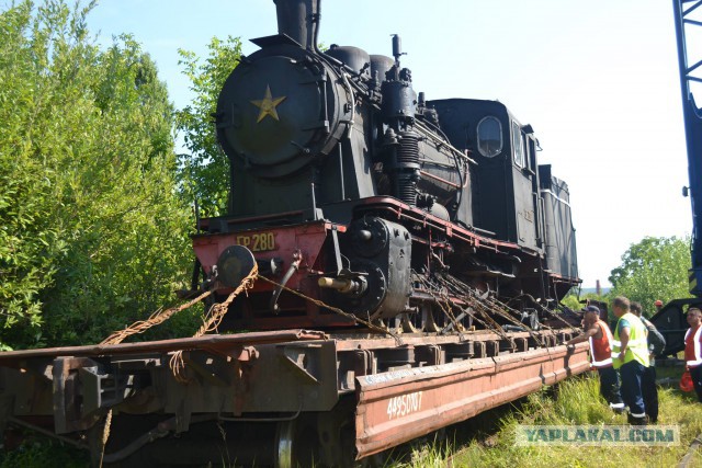 Фоторепортаж с секретной базы на Урале, где хранятся старинные поезда