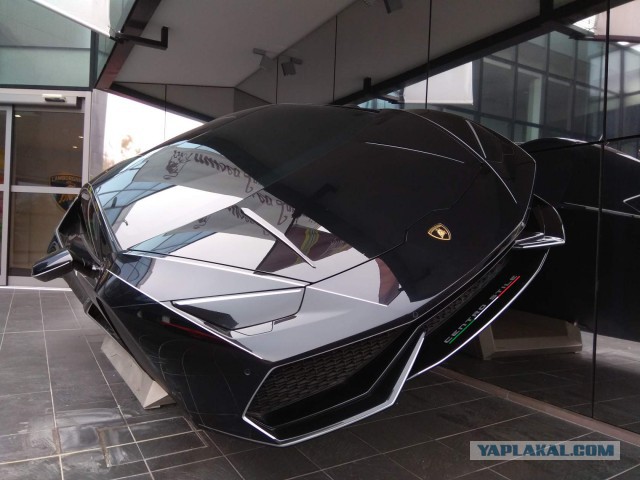 Lamborghini представила самый быстрый в мире кроссовер