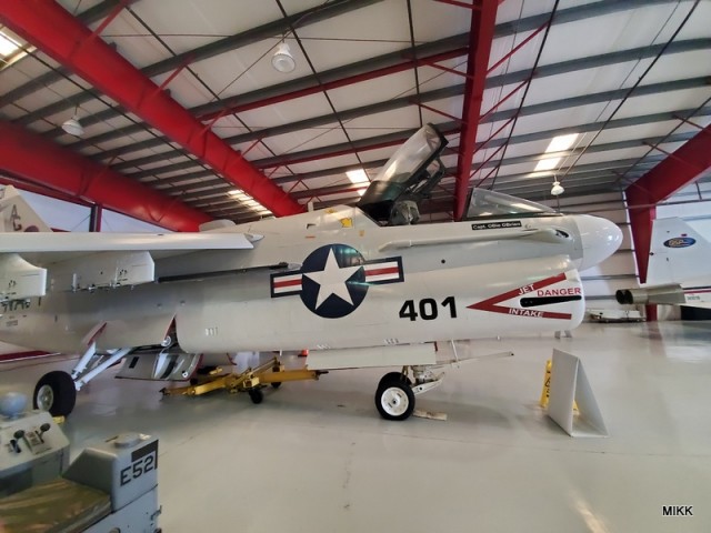 Частный музей самолетов Valiant Air Command