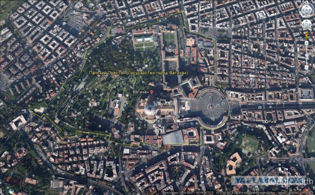 У гроба Папы Иоанна Павла II