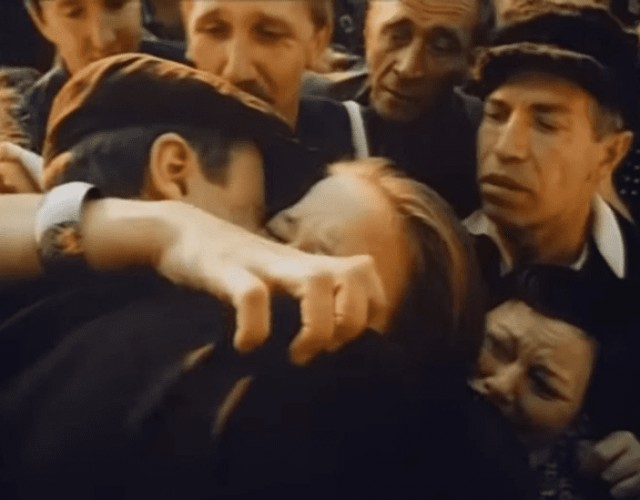 "Облако-рай". Коля - местный дурачок или смелый парень?