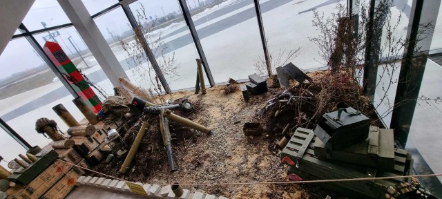 Мемориальный комплекс «Курская битва». Фото боевых машин
