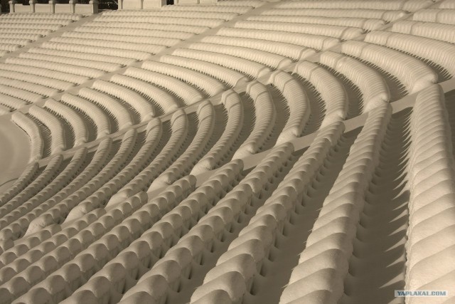 Черное и белое