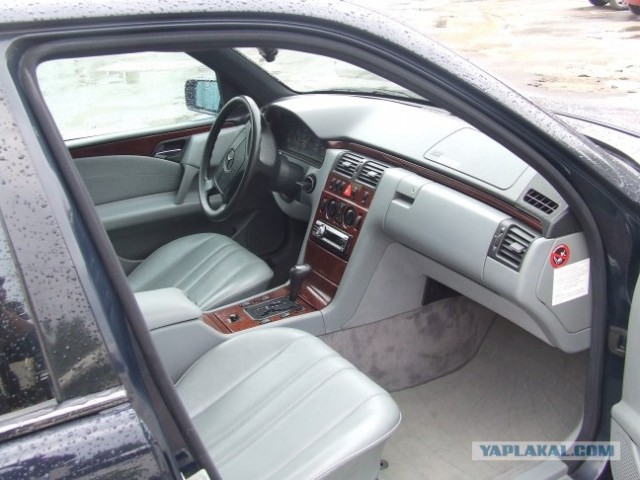 Перетяжка дверей салона своими руками