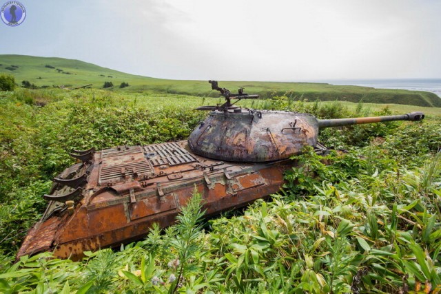 Заброшенные танки ИС-3 на самом южном мысе острова Сахалин: РТОТ "Крильон"