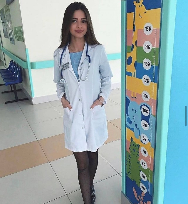 Девушки в униформе