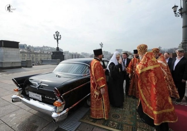 Аморальная деградация