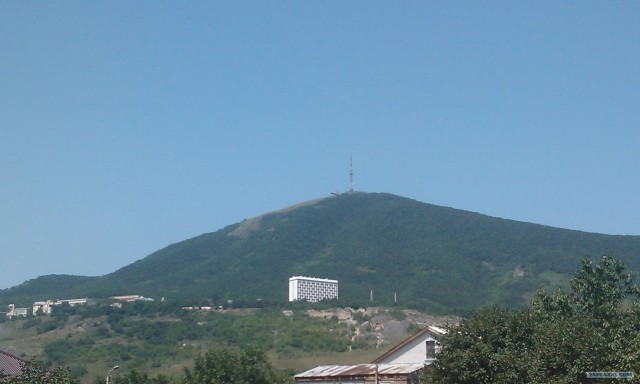 Пятигорск и Эльбрус.