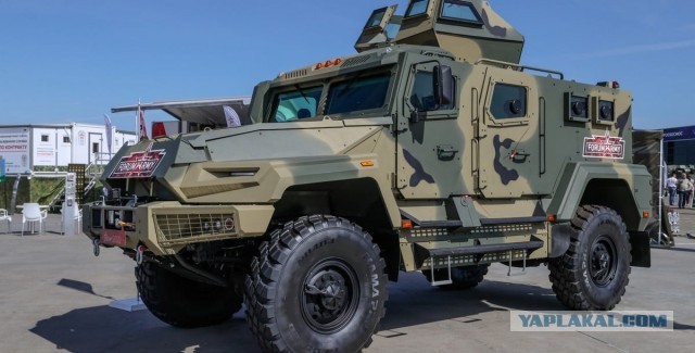 В Новороссийске развлекаются военные