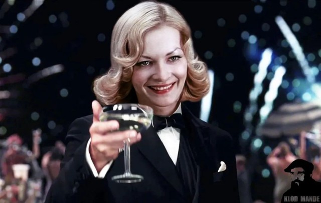 Минутка юмора: советское+современное кино в работах цифрового художника из Казани