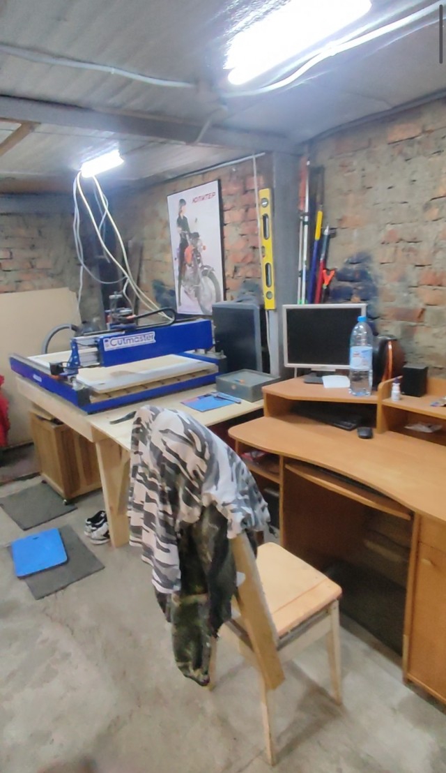 Столик в кофейню