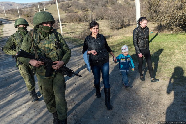 Вежливые зеленые человеки в Крыму