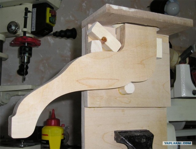 Делаем стол