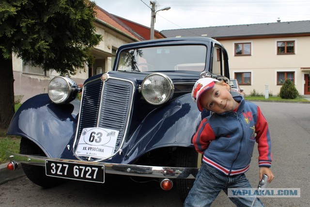 1934 Tatra T77. Автопятница №25