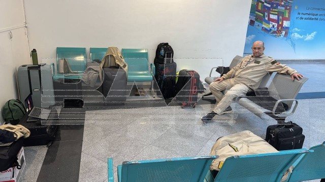 Российских и белорусских пилотов уже более двух суток удерживают в Тунисе без объяснения причин. У них отобрали паспорта